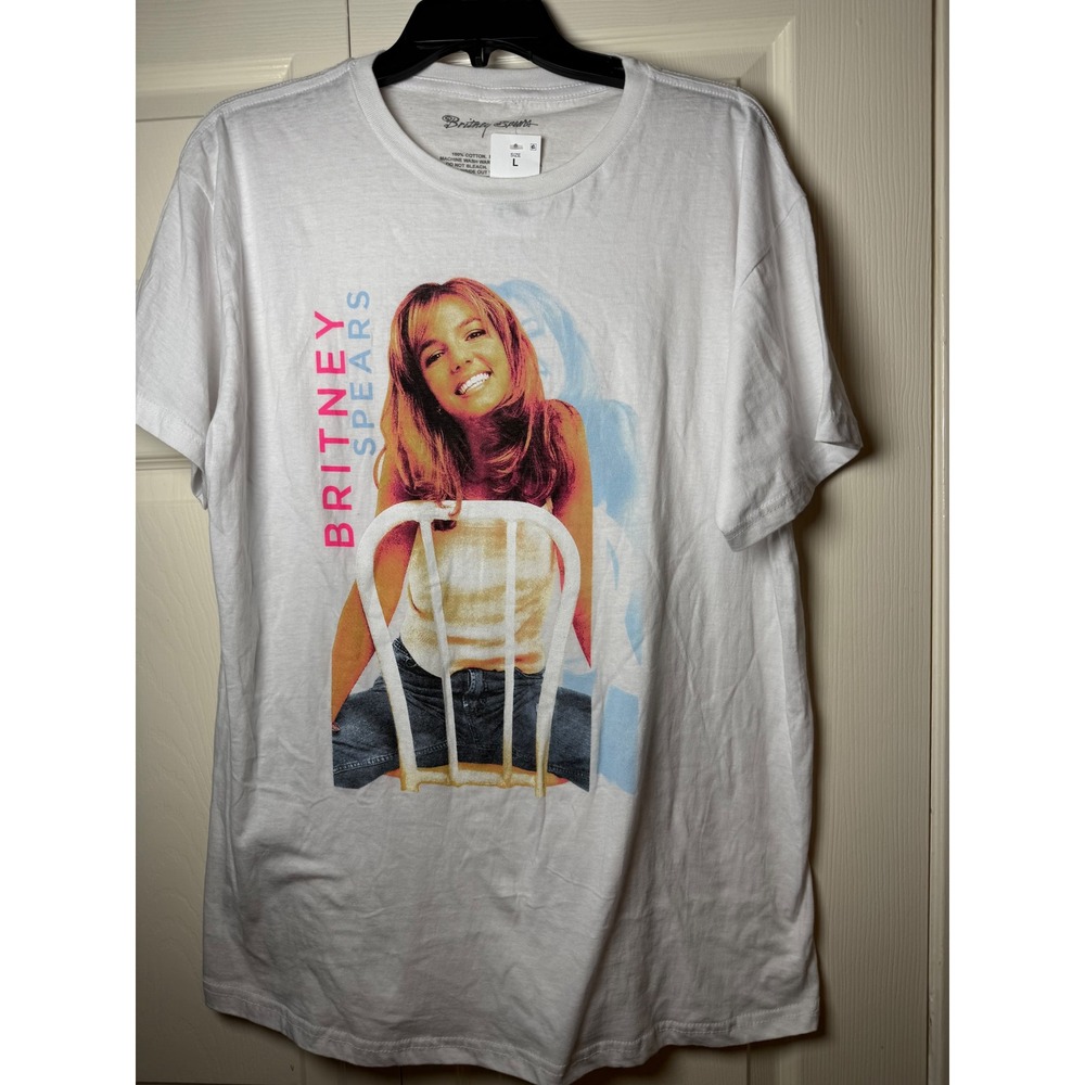 Britney Spears Graphic T-Shirt White Large NWT Y2K Pop‎ Star Music Tee
